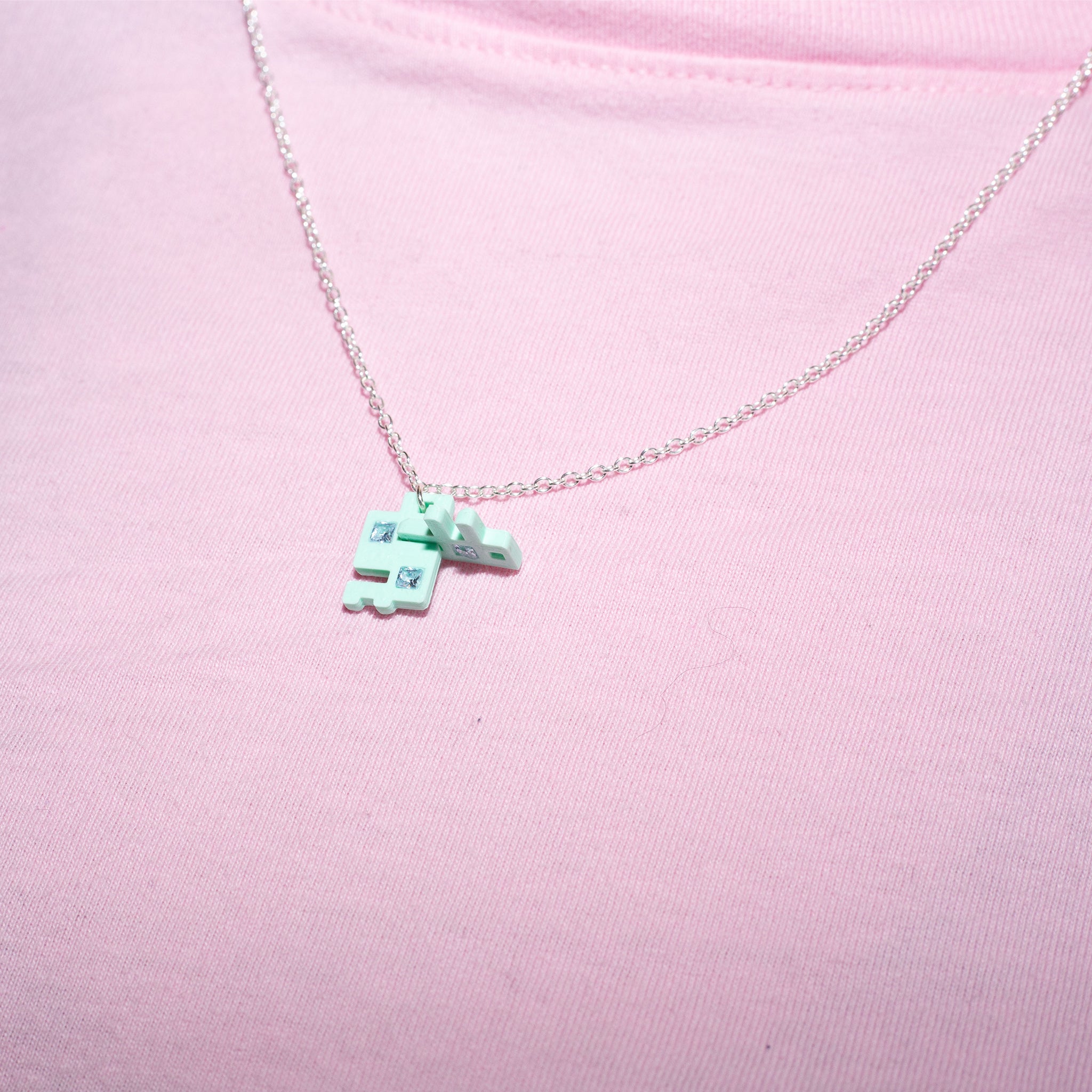 Green Connection Pendant Necklace in PLA, Silver and Gems